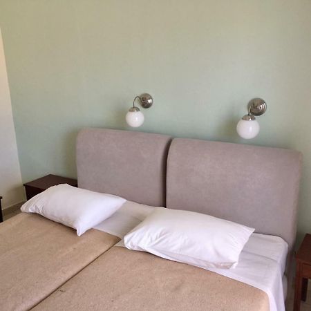 Hotel Papasotiriou Galatas  Exterior photo