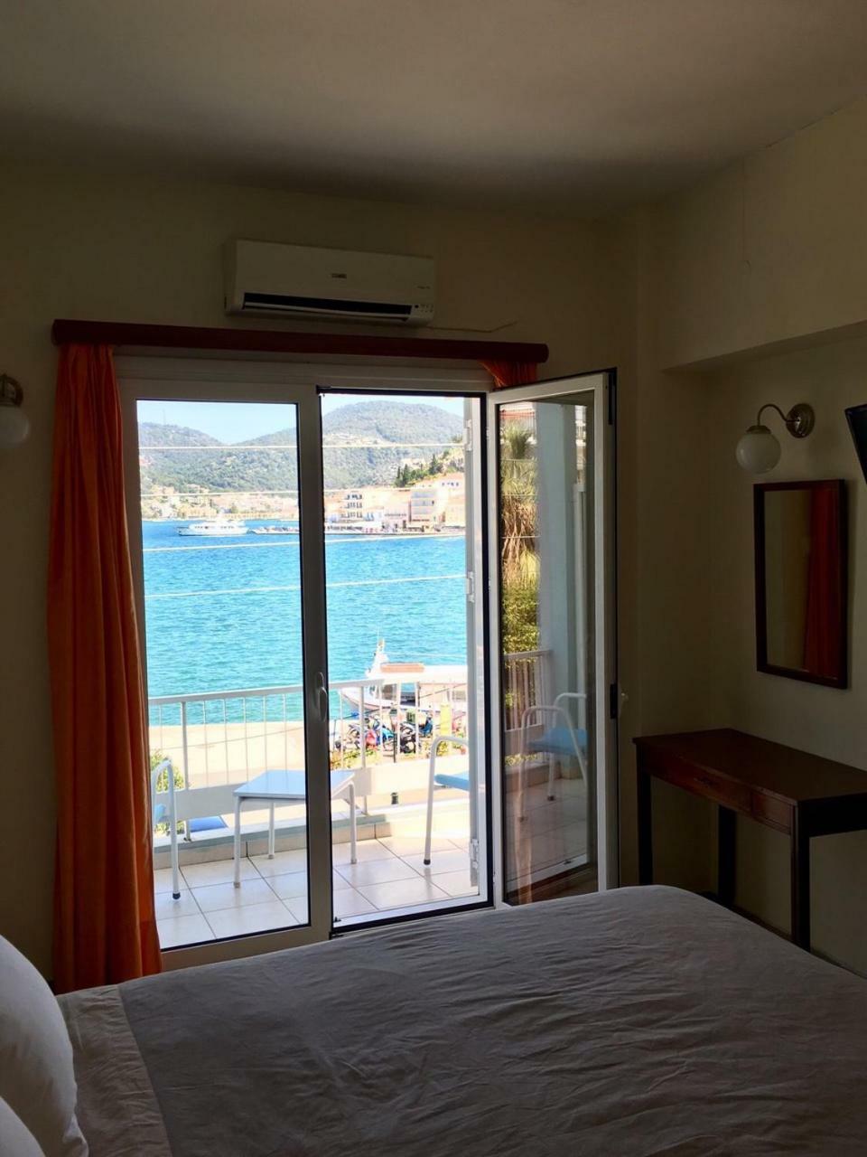 Hotel Papasotiriou Galatas  Exterior photo